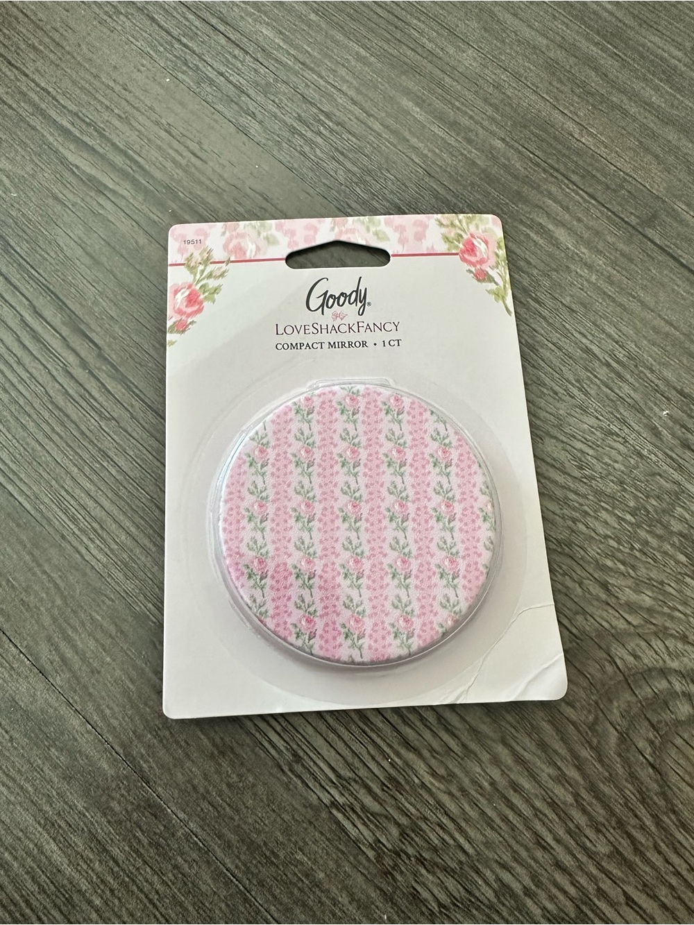 🩷🎯 LoveShackFancy x Target – Goody Mirror Compact 1CT Strawberry Macaroon - Picture 4 of 5